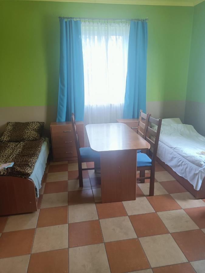 Gosciniec Hotel Bobliwo Екстериор снимка
